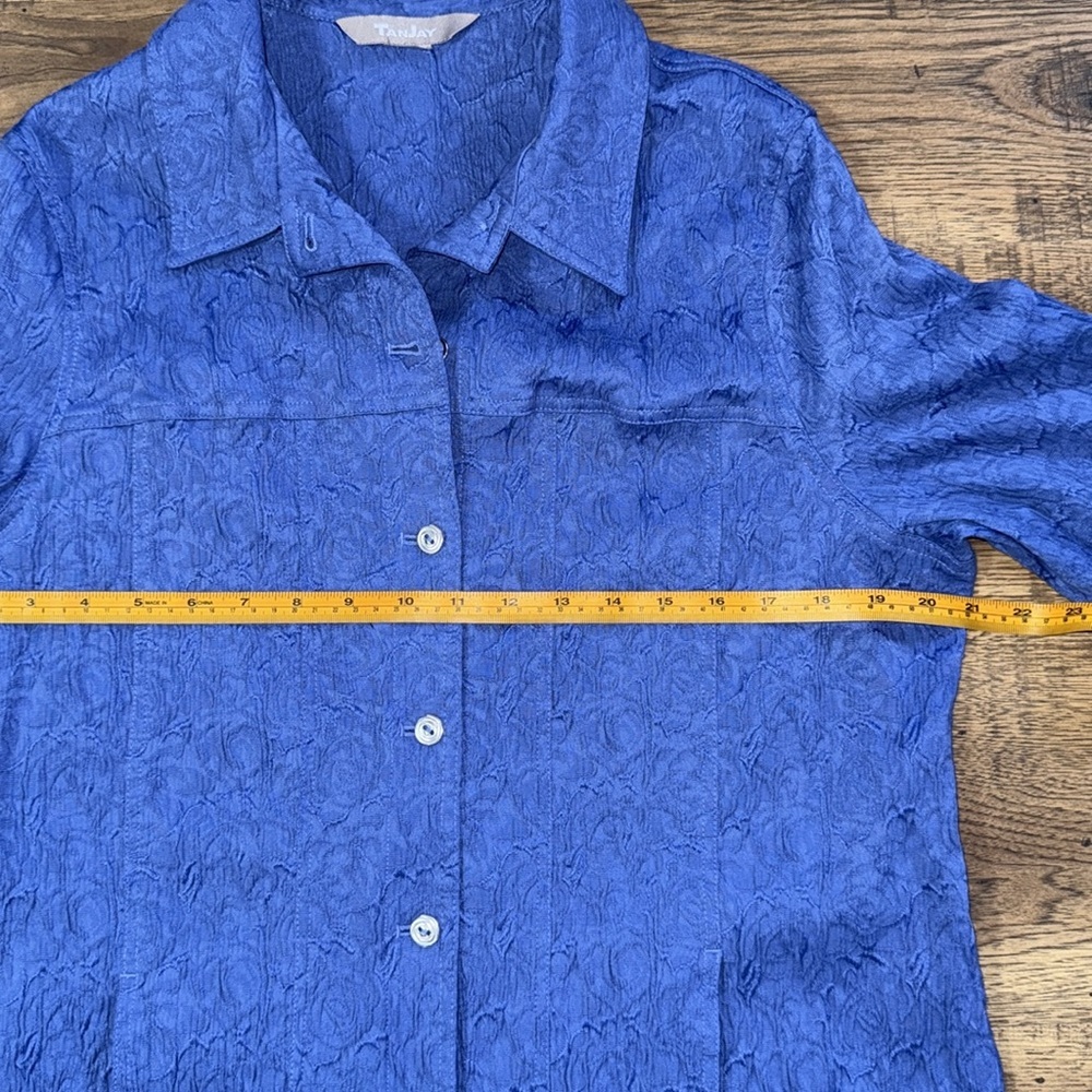 Tanjay Navy Textured Button-Down Jacket - image 4